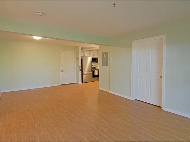 $279,900 | 285 Hildred Drive, Burlington, VT 05401