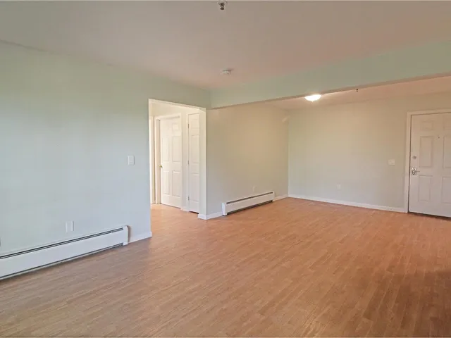 $279,900 | 285 Hildred Drive, Burlington, VT 05401