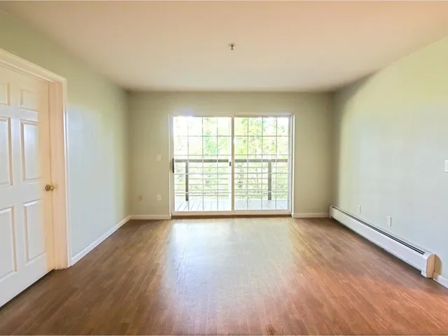 $279,900 | 285 Hildred Drive, Burlington, VT 05401