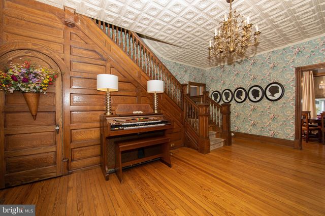 $975,000 | 301 West Redman Avenue, Haddonfield, NJ 08033