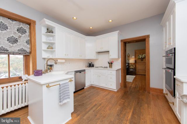 $975,000 | 301 West Redman Avenue, Haddonfield, NJ 08033