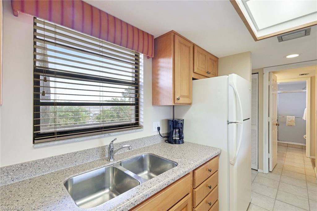 600 Neapolitan Way, Unit 238 Naples, FL 34103 - Photo 8 of 23