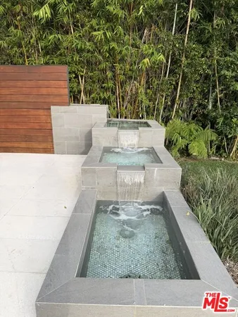 a view of a tennis court