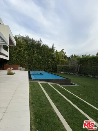$105,000 | 1232 Sunset Plaza Drive, Los Angeles, CA 90069