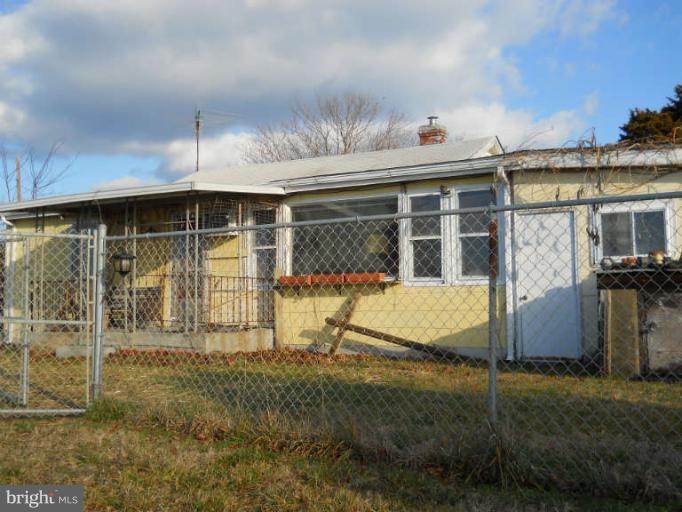 42055 White Point Beach Road, Unit 2 Leonardtown, MD 20650 - Photo 7 of 8 Exterior (Front)