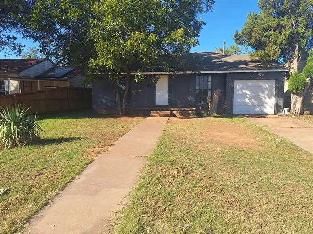 $1,350 | 1318 Westmoreland Street, Abilene, TX 79603