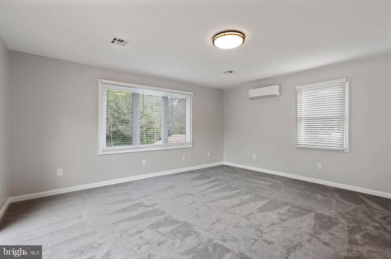 461 Lewistown Road Columbus, NJ 08022 - Photo 11 of 35