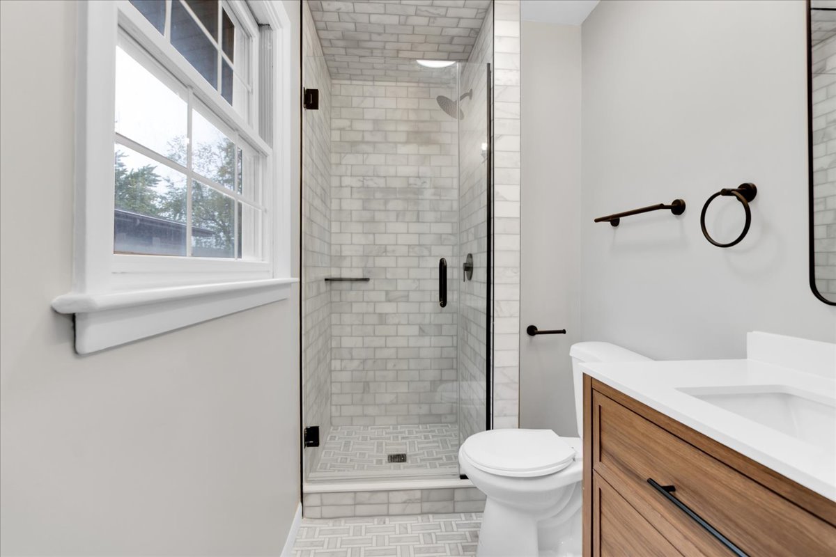 643 Kohley Road Lisle, IL 60532 - Photo 16 of 24 Gallery Image 16