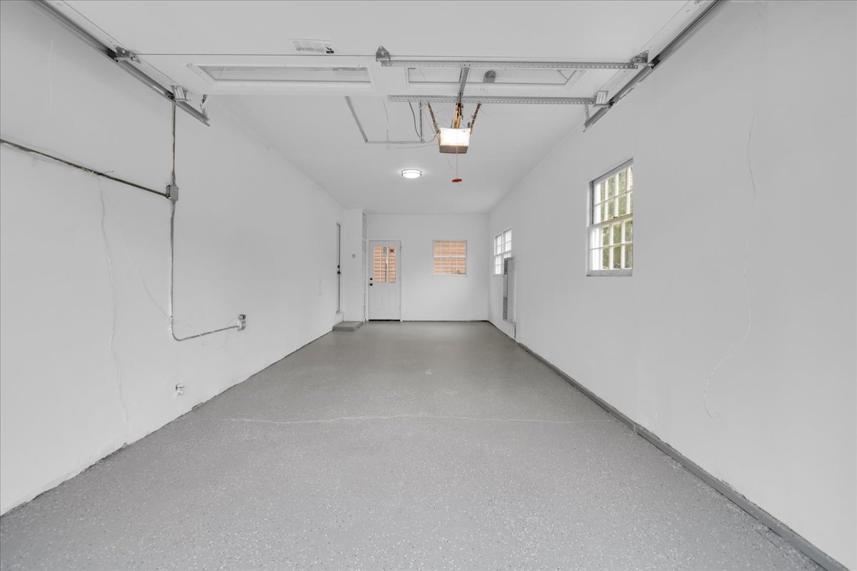 643 Kohley Road Lisle, IL 60532 - Photo 4 of 24 Gallery Image 4