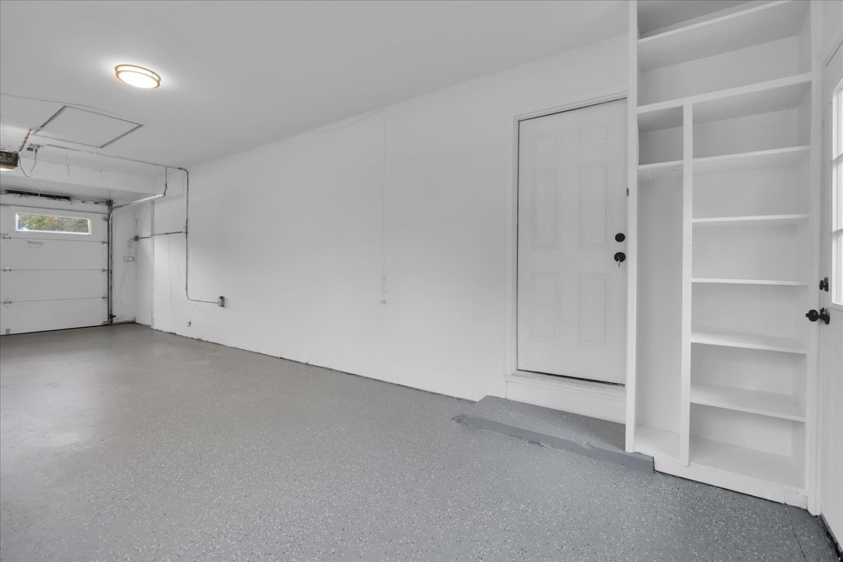 643 Kohley Road Lisle, IL 60532 - Photo 5 of 24 Gallery Image 5