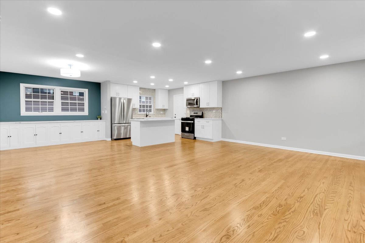 643 Kohley Road Lisle, IL 60532 - Photo 7 of 24 Gallery Image 7