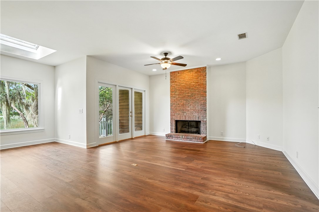 217 Settlers Road St. Simons Island, GA 31522 - Photo 13 of 30