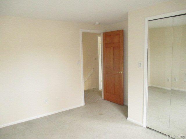 4271 Stoddard Road West Bloomfield, MI 48323 - Photo 16 of 30 IMG_0071.jpg
