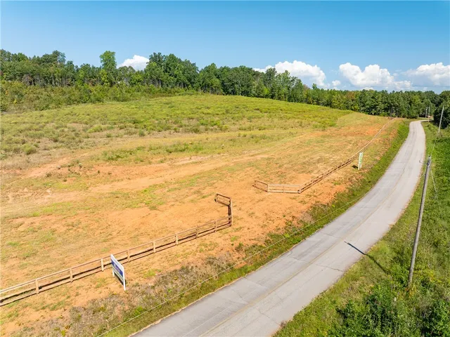 $300,000 | 2 Hood Road, Easley, SC 29640