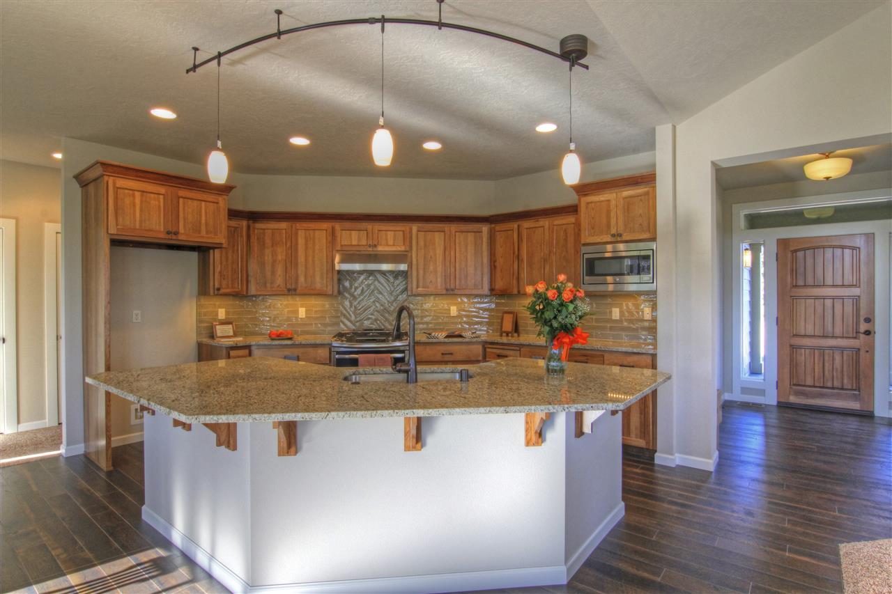 5407 North Radium Lane Spokane, WA 99217 - Photo 5 of 10