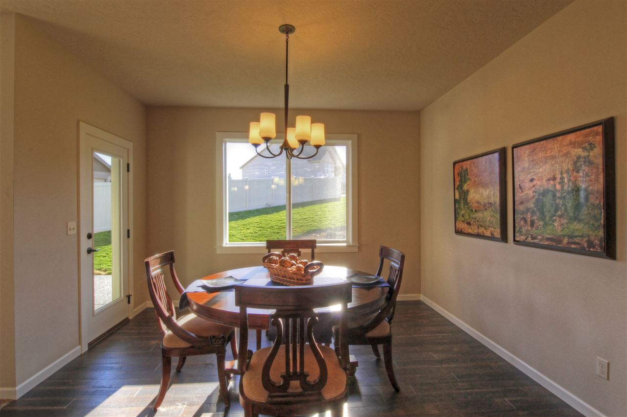 5407 North Radium Lane Spokane, WA 99217 - Photo 6 of 10