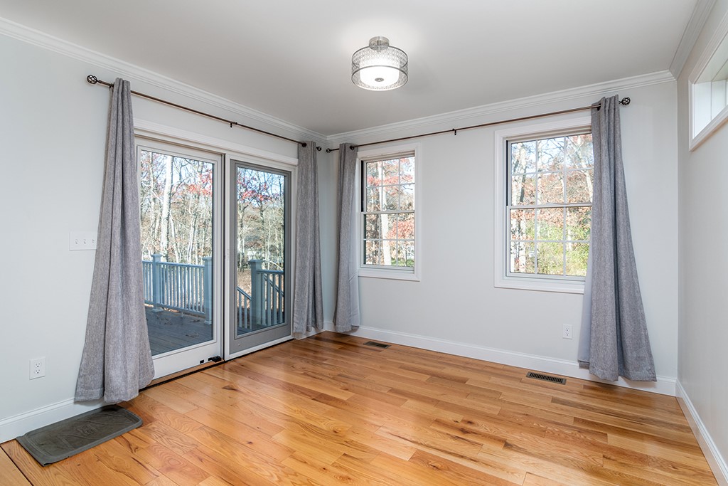 28 Lyne Road Tiverton, RI 02878 - Photo 7 of 30