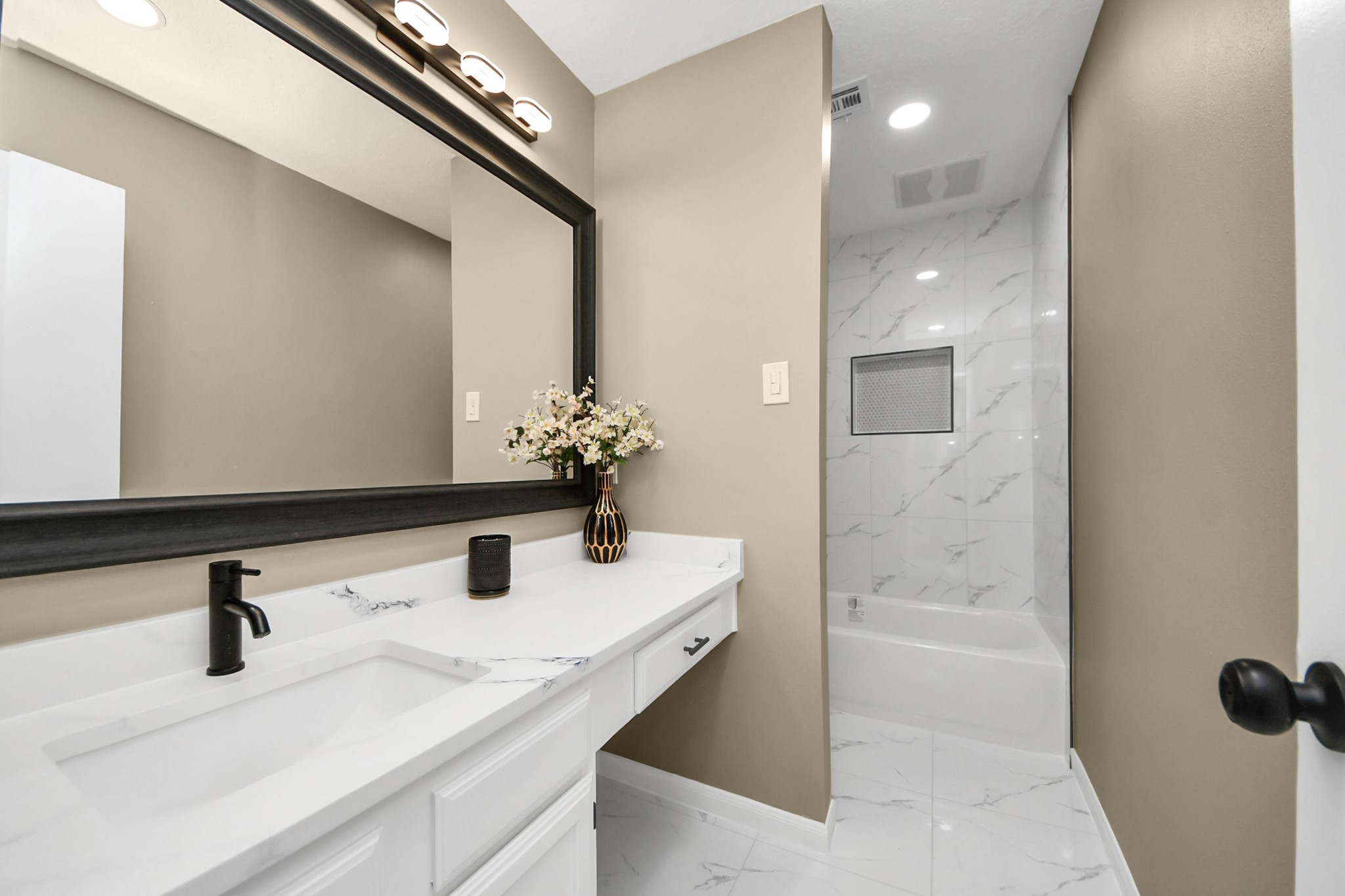 11830 Plumpoint Drive Houston, TX 77099 - Photo 27 of 40