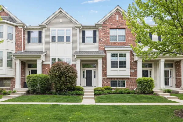 $375,000 | N083 Vermont Court, Winfield, IL 60190