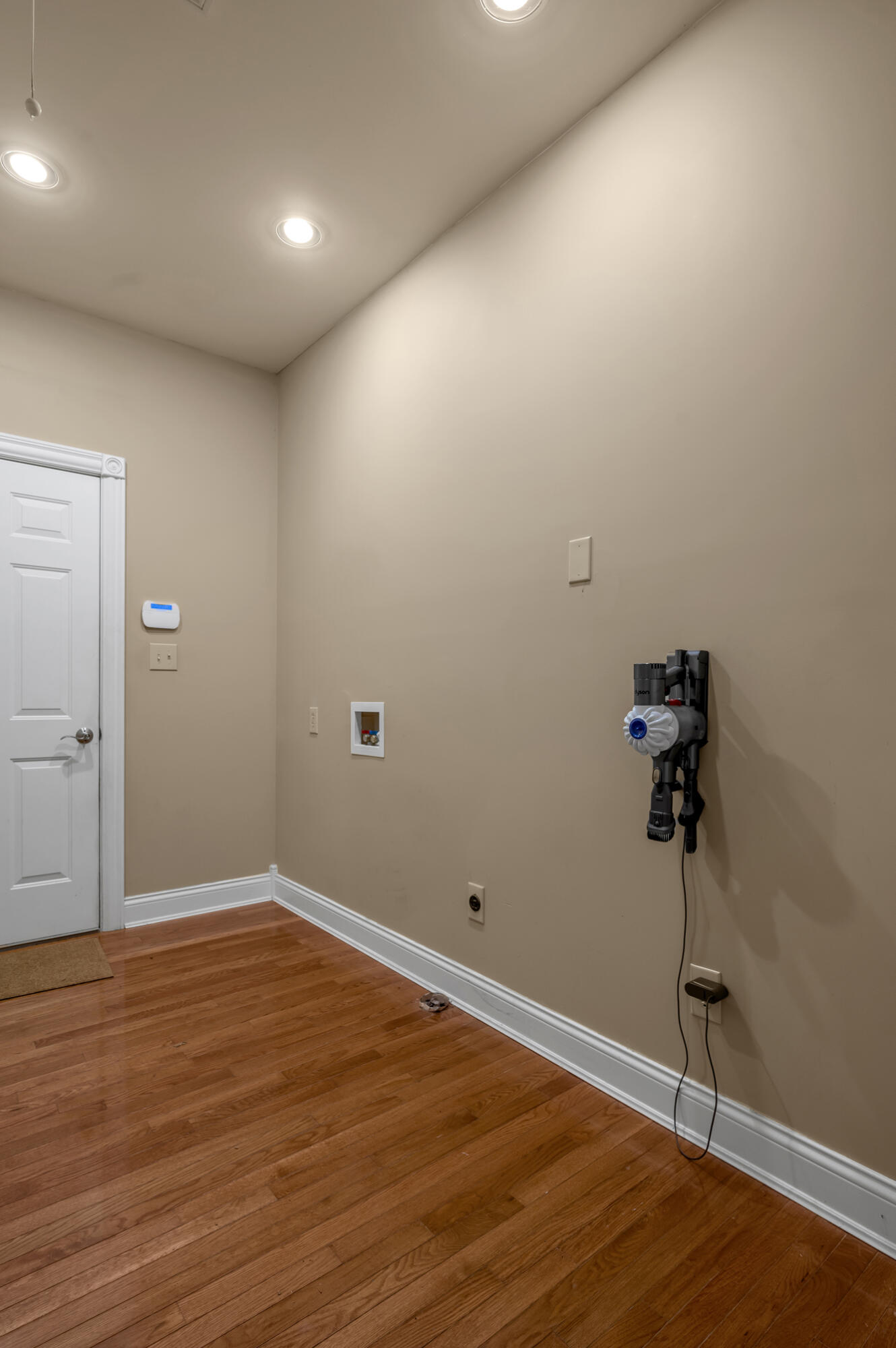 1701 Gay Evans Road Winchester, KY 40391 - Photo 56 of 88 Laundry