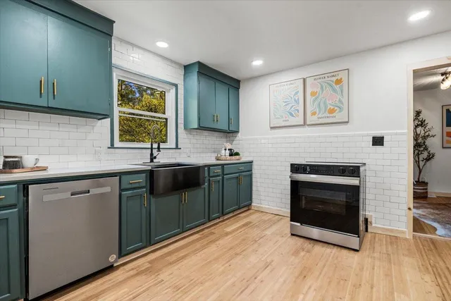 $370,000 | 12980 Crestview, Sawyer, MI 49125