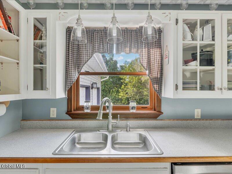 966 Maple Hill Road Schodack, NY 12033 - Photo 12 of 47 14-IMG_4605