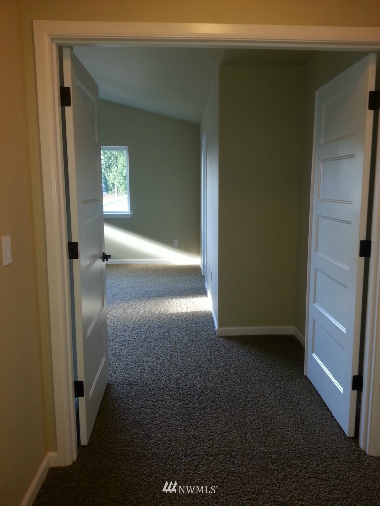 4643 Rosa Court Lacey, WA 98503 - Photo 12 of 20