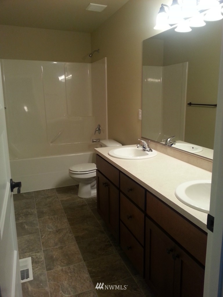 4643 Rosa Court Lacey, WA 98503 - Photo 18 of 20