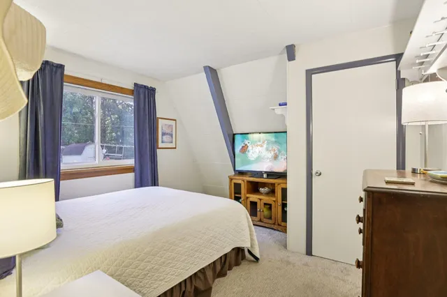 $485,000 | W9380 Ripley Road, Unit W9380, Cambridge, WI 53523