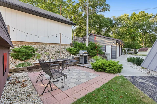 $485,000 | W9380 Ripley Road, Unit W9380, Cambridge, WI 53523