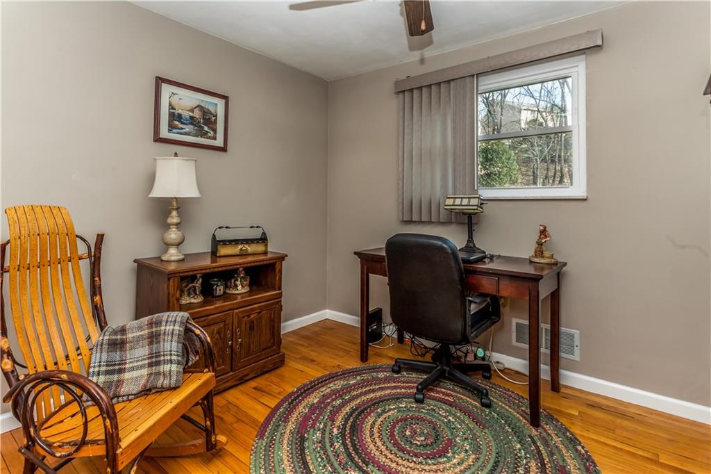 3127 Kane Road Aliquippa, PA 15001 - Photo 18 of 22 Gallery Image 18
