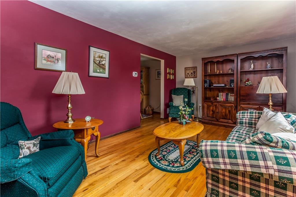 3127 Kane Road Aliquippa, PA 15001 - Photo 3 of 22 Gallery Image 3