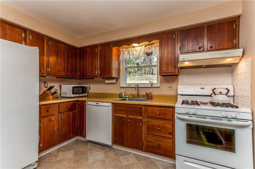 3127 Kane Road Aliquippa, PA 15001 - Photo 7 of 22 Gallery Image 7