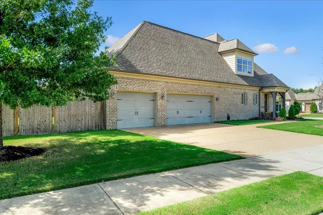 $795,000 | 867 Cypress Pond Cove, Collierville, TN 38017