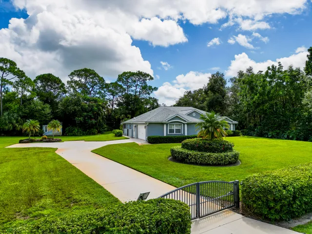 $729,900 | 280 Nieuport Drive, Vero Beach, FL 32968