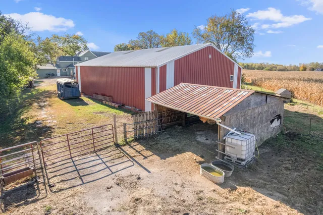 $660,000 | 11071 Crimmin Road, Newark, IL 60541