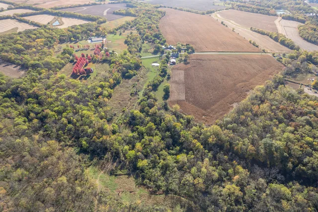 $660,000 | 11071 Crimmin Road, Newark, IL 60541