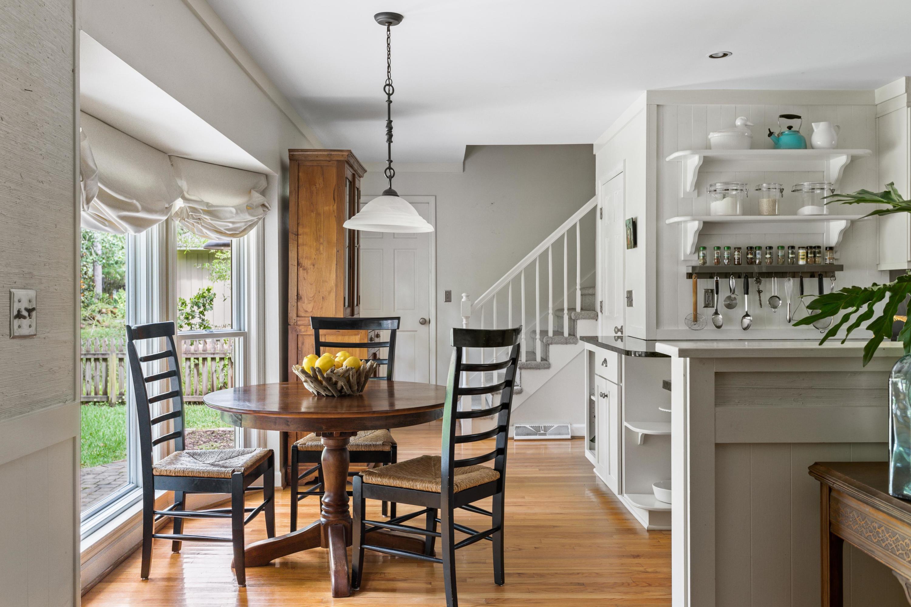 1043 Governors Road Mount Pleasant, SC 29464 - Photo 7 of 21 Breakfast Area