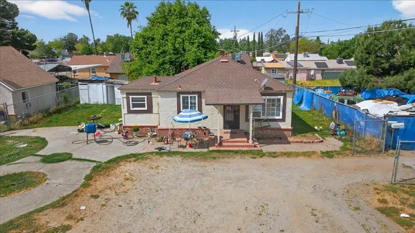 $599,000 | 1328 East Fedora Avenue, Fresno, CA 93704