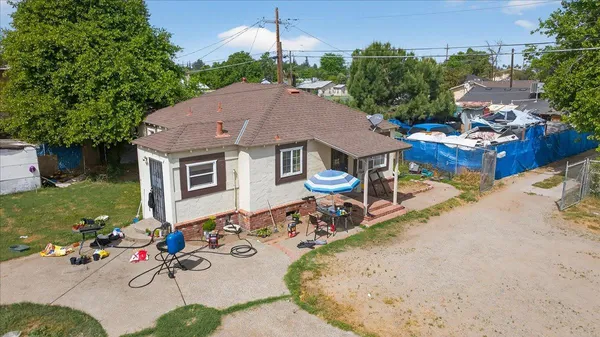 $599,000 | 1328 East Fedora Avenue, Fresno, CA 93704