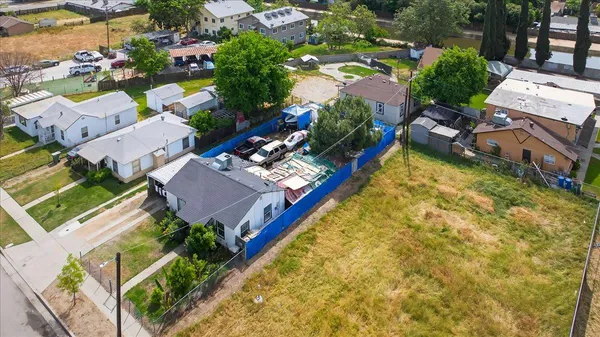 $599,000 | 1328 East Fedora Avenue, Fresno, CA 93704