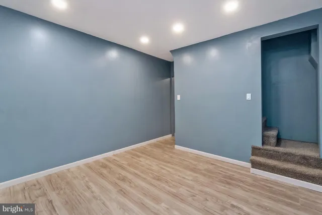 a view of empty room