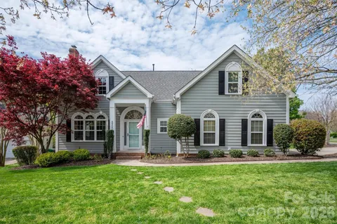 $740,000 | 8900 Valewood Court, Charlotte, NC 28210