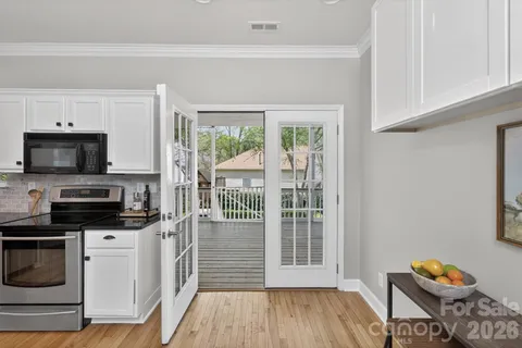 $740,000 | 8900 Valewood Court, Charlotte, NC 28210