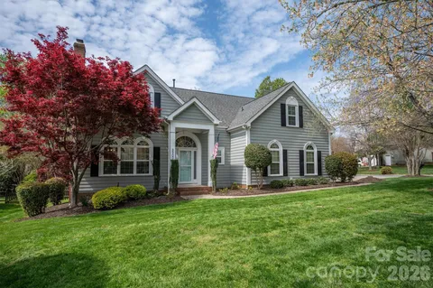 $740,000 | 8900 Valewood Court, Charlotte, NC 28210
