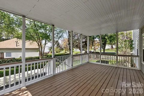 $740,000 | 8900 Valewood Court, Charlotte, NC 28210