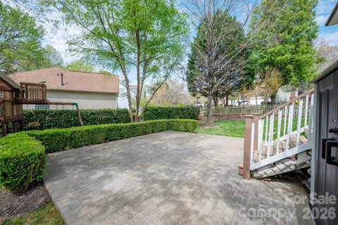 $740,000 | 8900 Valewood Court, Charlotte, NC 28210