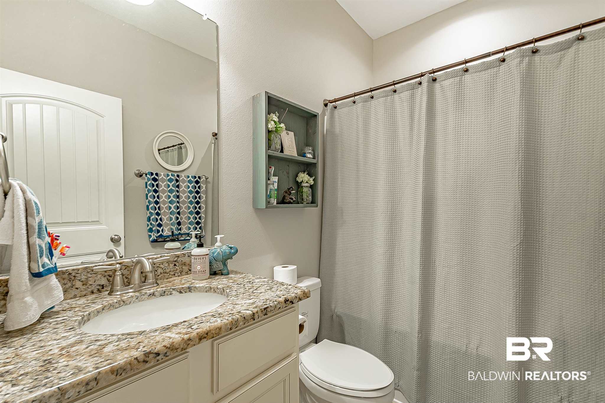 31635 Shambo Road Spanish Fort, AL 36527 - Photo 45 of 49 Guest Bath 3