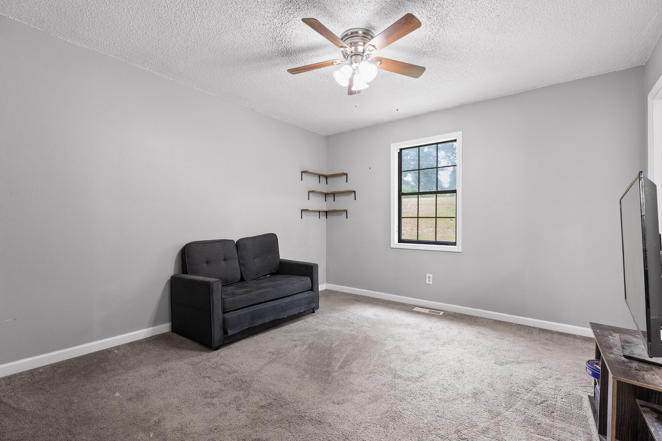 125 Ridge Road Whitwell, TN 37397 - Photo 3 of 25 21-Ridge-20