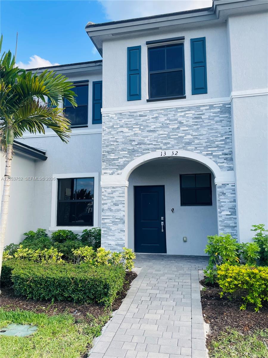 13232 Southwest 287th Terrace Homestead, FL 33033 - Photo 1 of 8
